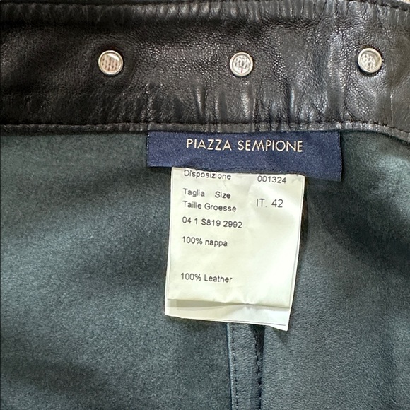 NWT Piazza Sempione 100% Black Leather Skirt Full size Zipper Made In Italy -E6 - Picture 2 of 8